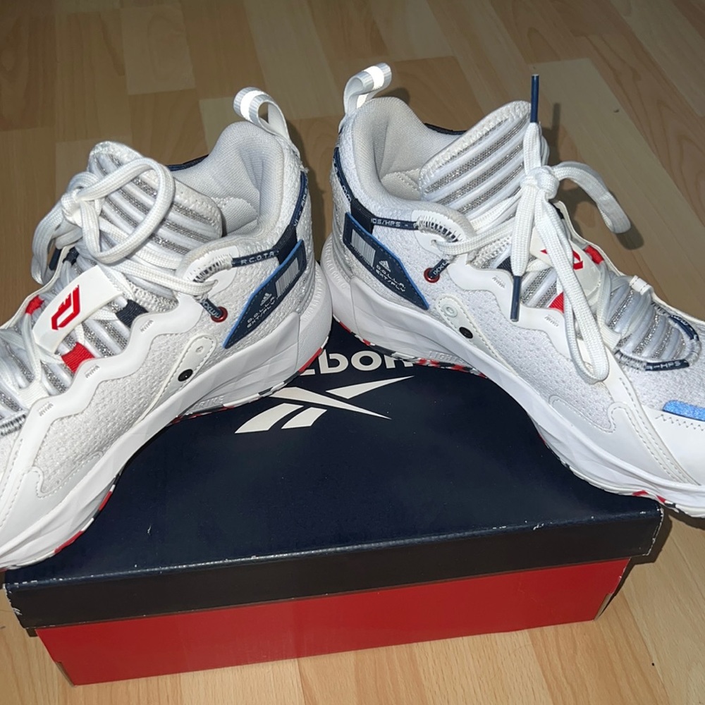 Adidas DAME 7 EXTPLY Basketball Shoes - USA - Picture 3 of 6